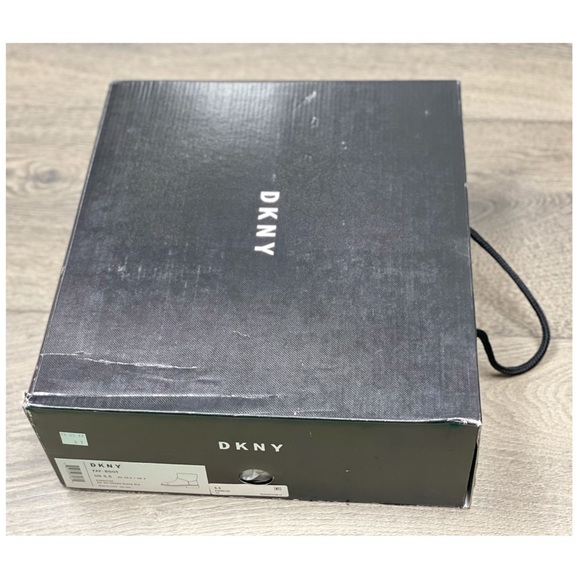 Dkny Women's Fay Suede Booties - Black NWB! - Picture 11 of 16